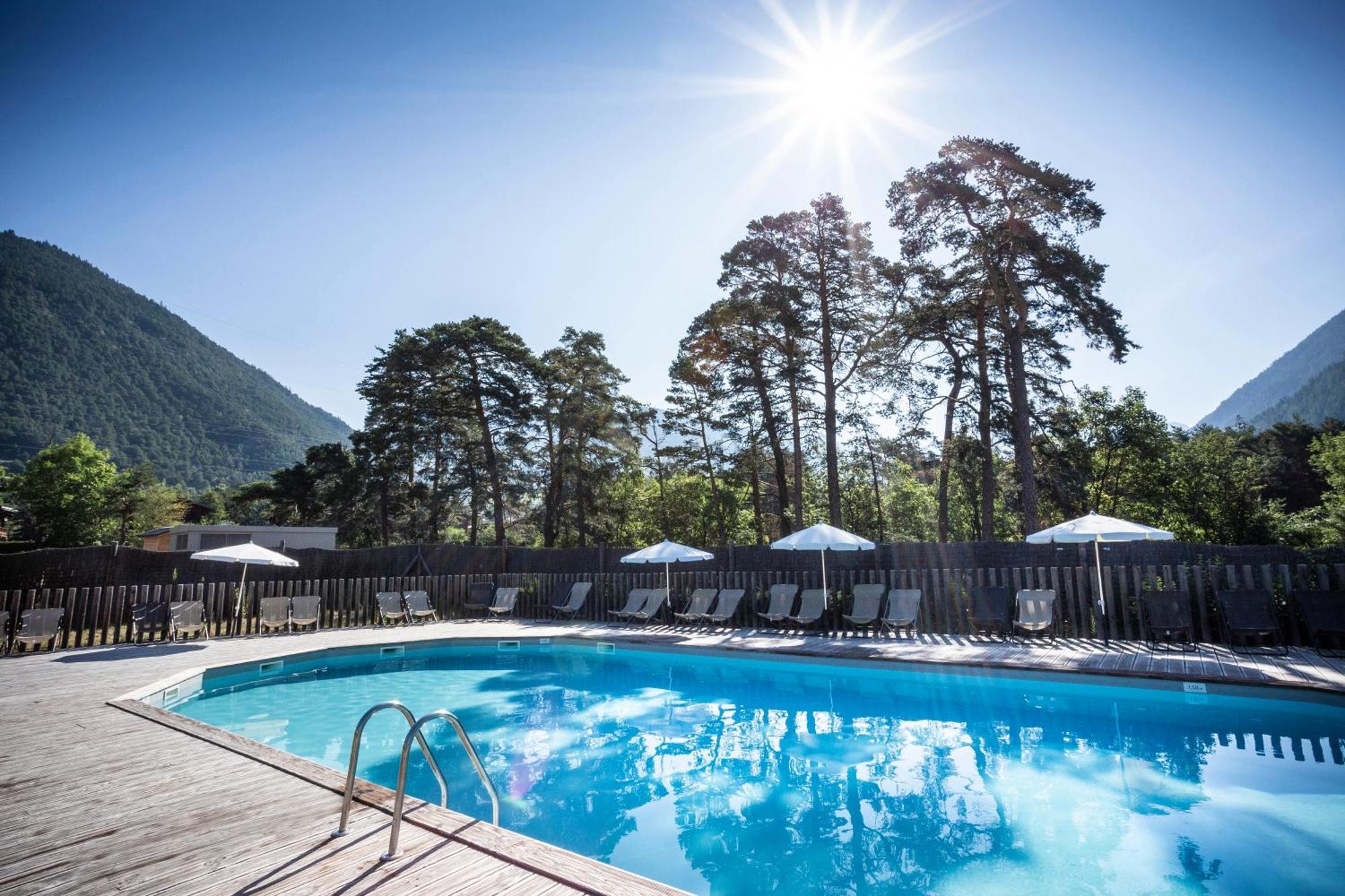 Huttopia Bourg St Maurice Exteriör bild